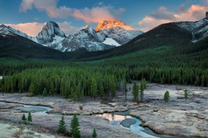 Spectacular Rockies and Glaciers of Alberta